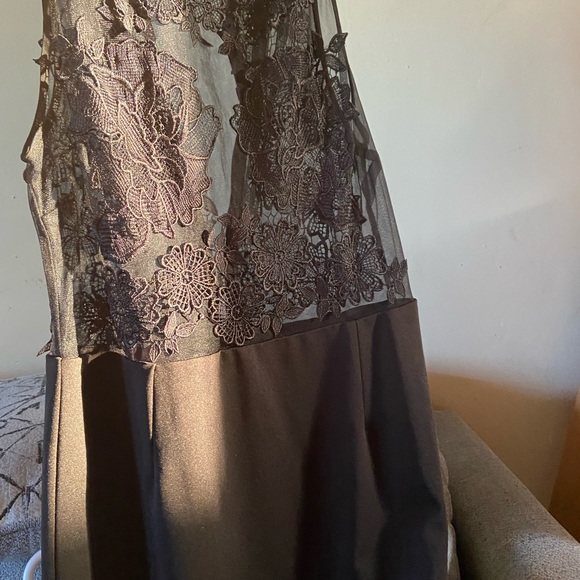 Black floral dress (XL) - Picture 2 of 2